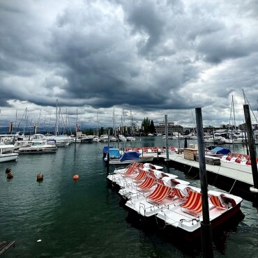 Stürmische Stimmung am Hafen − da braut sich was zusammen - Leserfoto: Ruedi Dubs / 44 / 2024