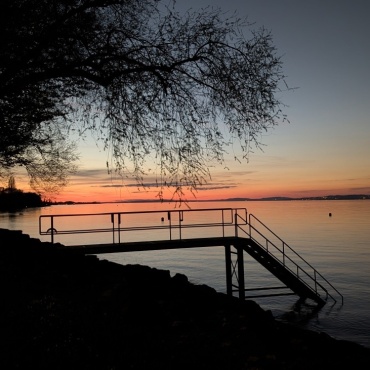 Abendrot aufgenommen von der Romanshorner Badi aus  - Leserfoto: Robin Zeller / 18 / 2026