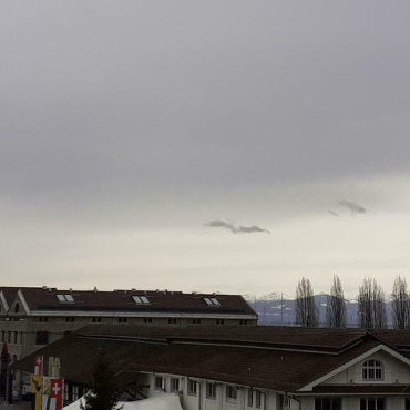 Wolke oder Vogel - Leserfoto: Alice Freiburghaus / 17/2022