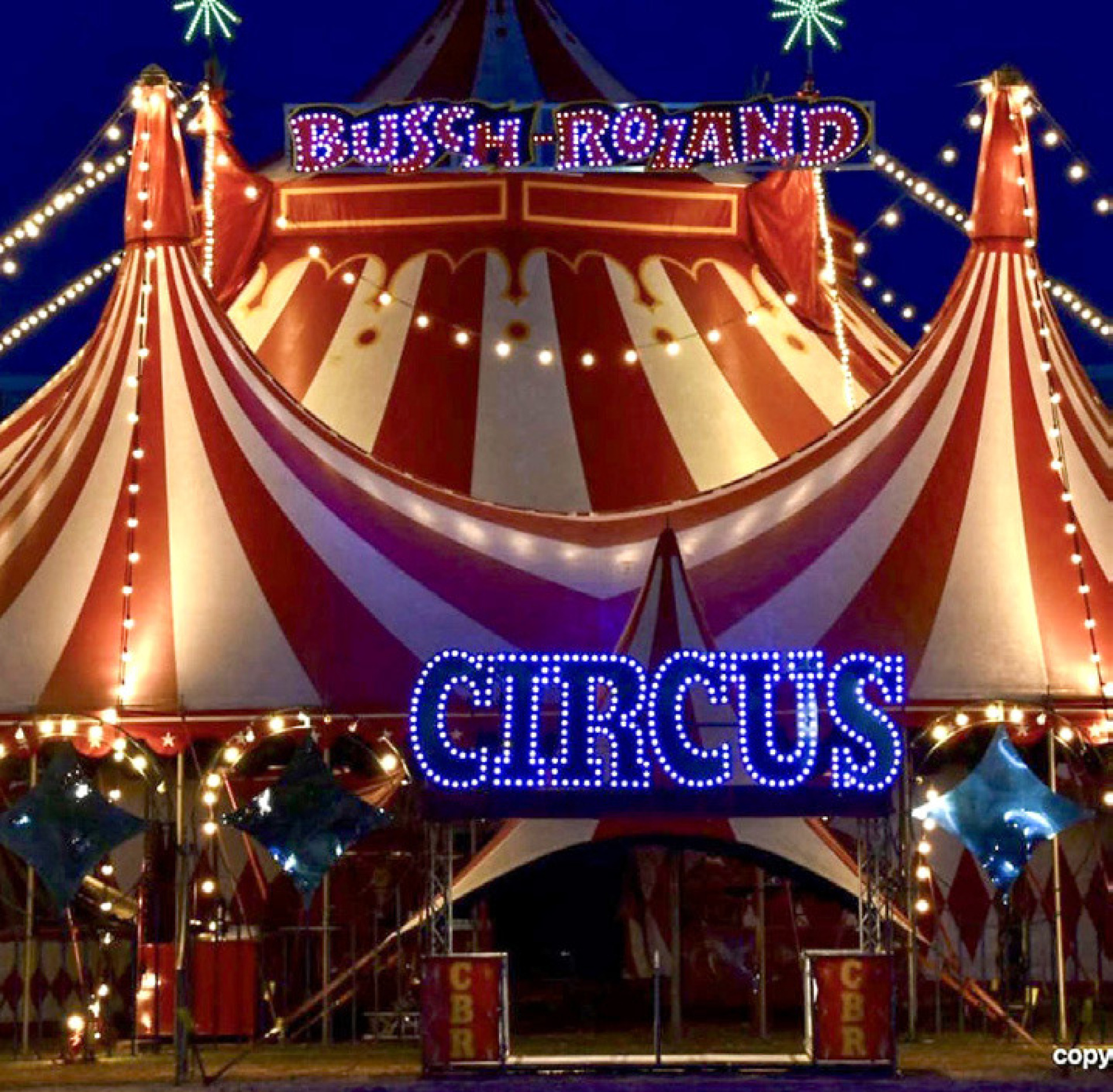 Circus Mundial zum ersten Mal in Romanshorn - Das Bild wird blockiert. – Möglicherweise durch einen aktiven Adblocker.