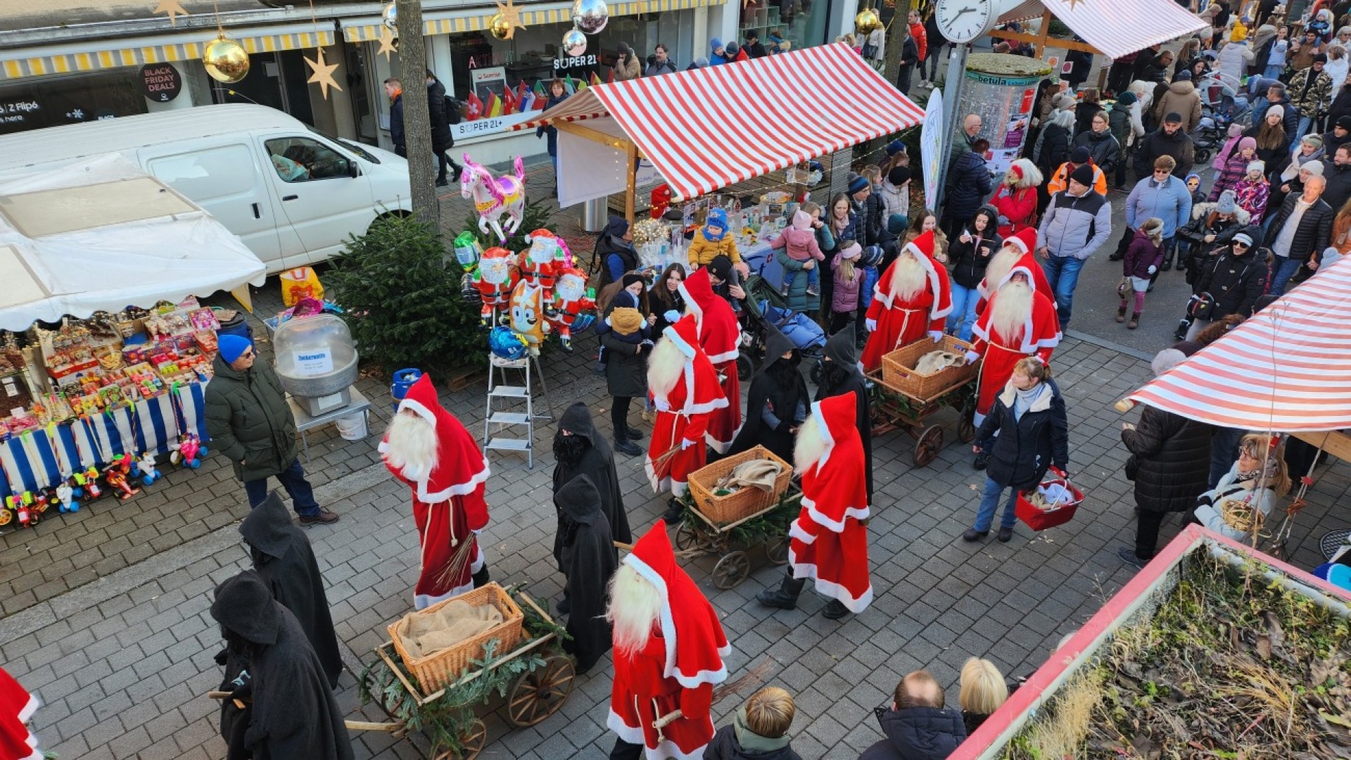 Chlausmarkt in Romanshorn läutet Adventszeit ein - Das Bild wird blockiert. – Möglicherweise durch einen aktiven Adblocker.