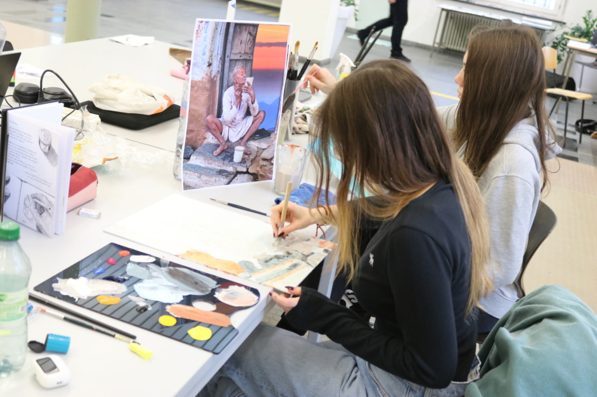 Kunstschule zum Zweiten: Malen im Fokus