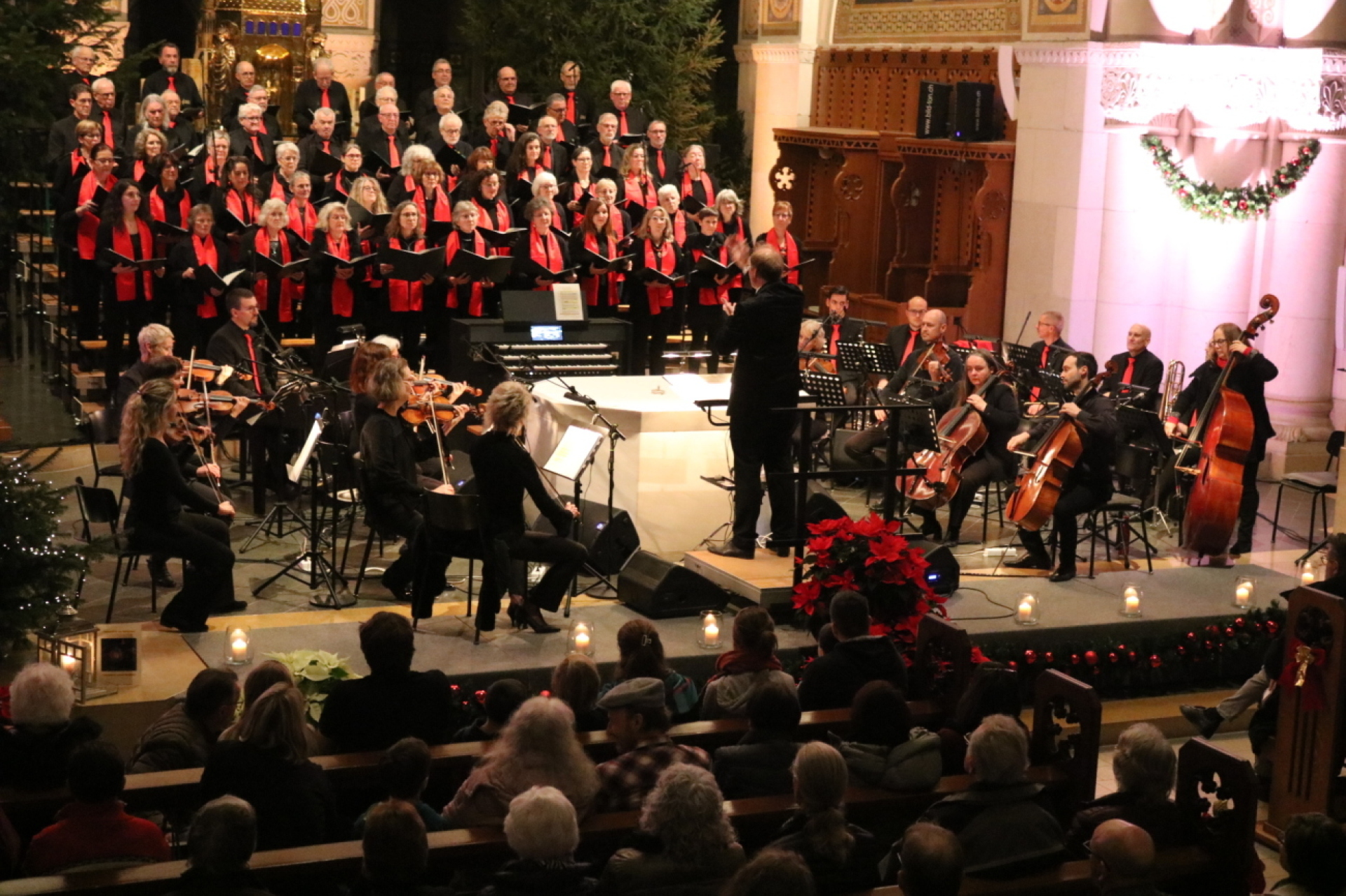 Gesang, Musik und Worte sorgen für Emotionen - Das Bild wird blockiert. – Möglicherweise durch einen aktiven Adblocker.