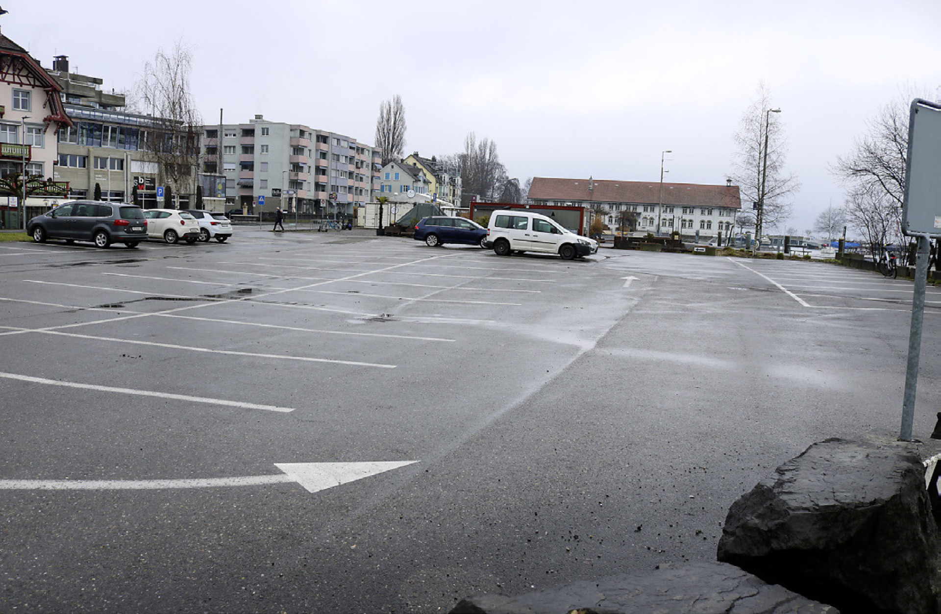 Hafenpromenade mit Tiefgarage: Positive Stimmung und Fragen - Das Bild wird blockiert. – Möglicherweise durch einen aktiven Adblocker.