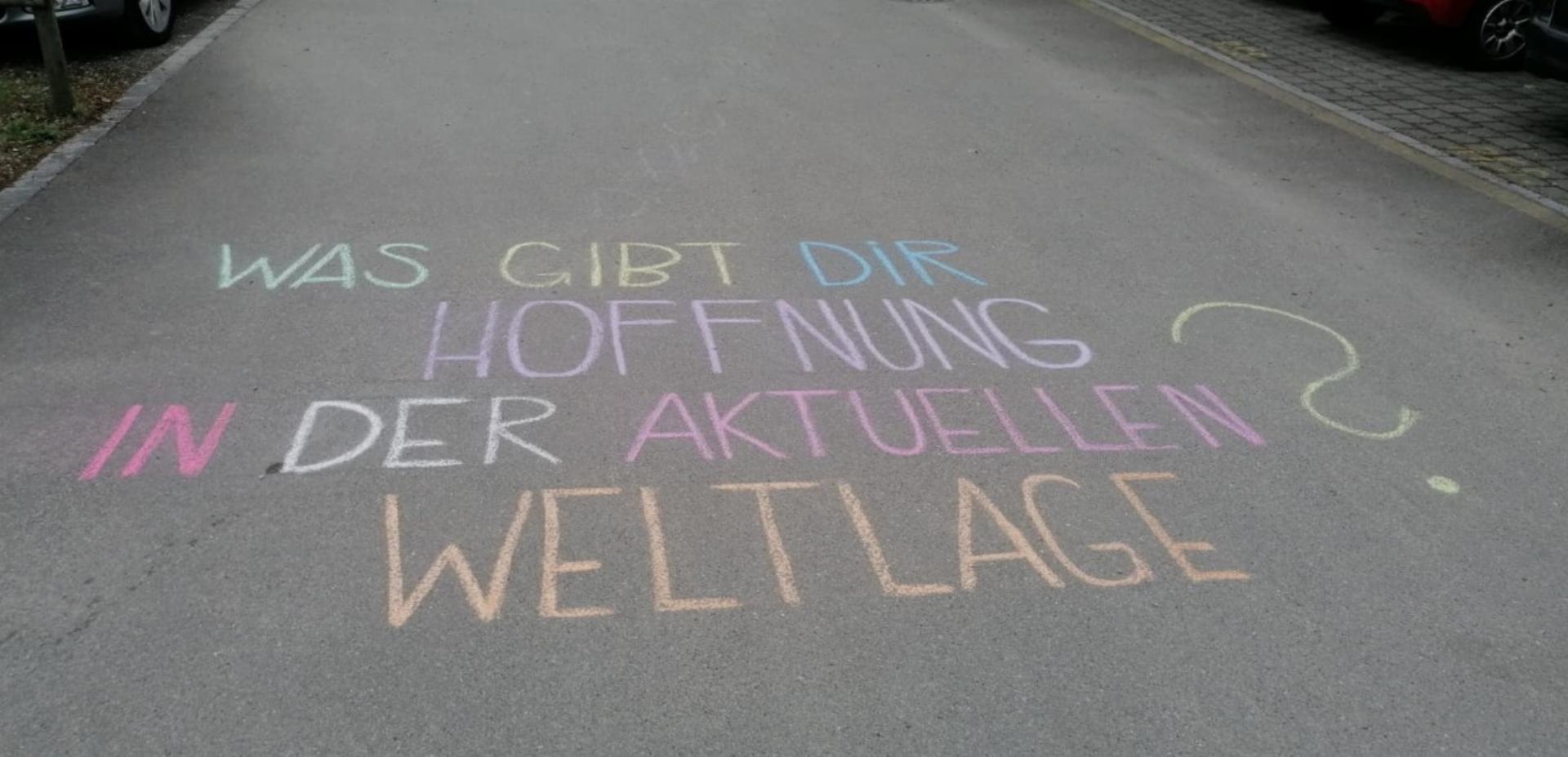 Hoffnung – Weltschmerz in St. Johannes - Das Bild wird blockiert. – Möglicherweise durch einen aktiven Adblocker.