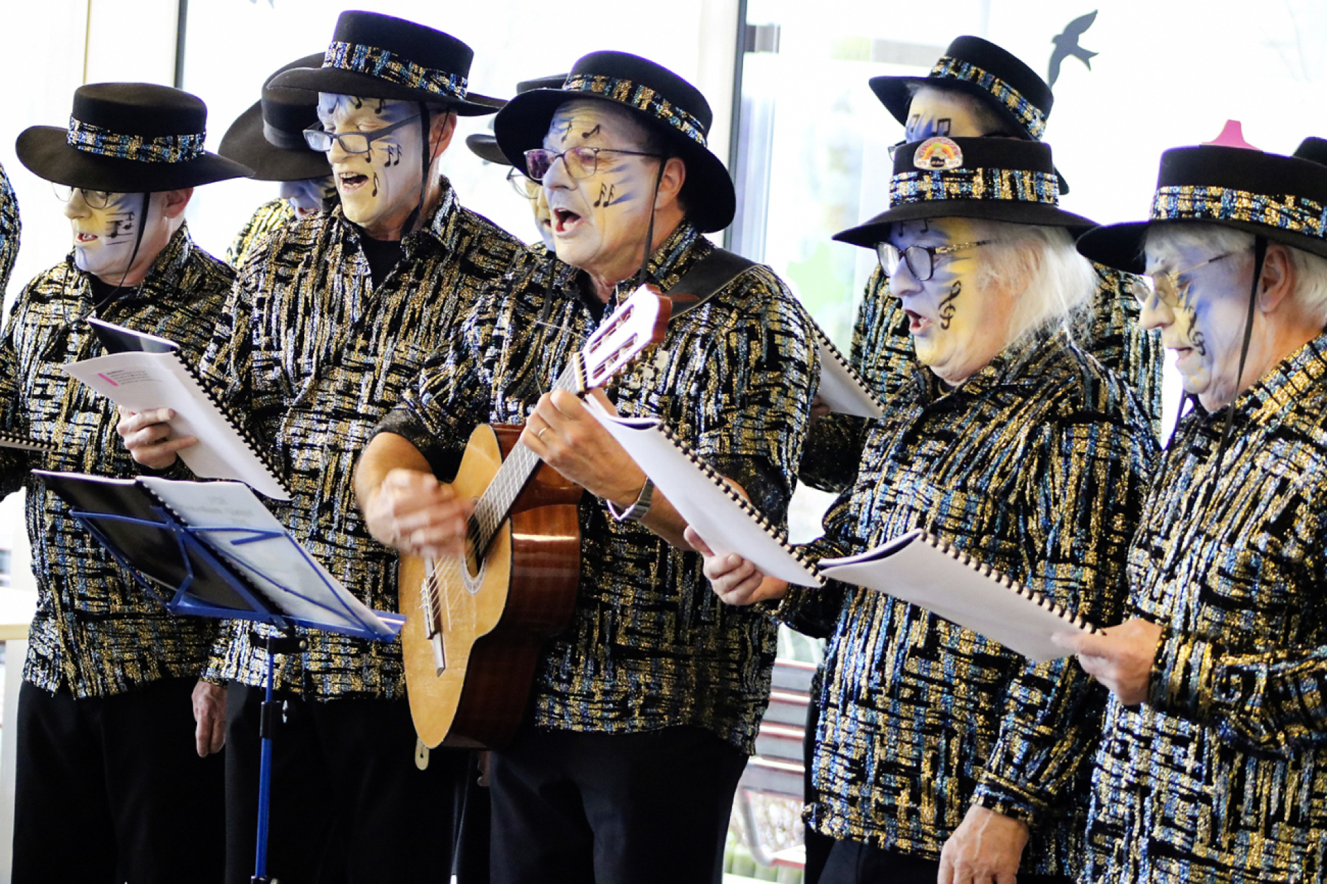 Wie gewohnt: Pointiert und musikalische hochstehend - Das Bild wird blockiert. – Möglicherweise durch einen aktiven Adblocker.