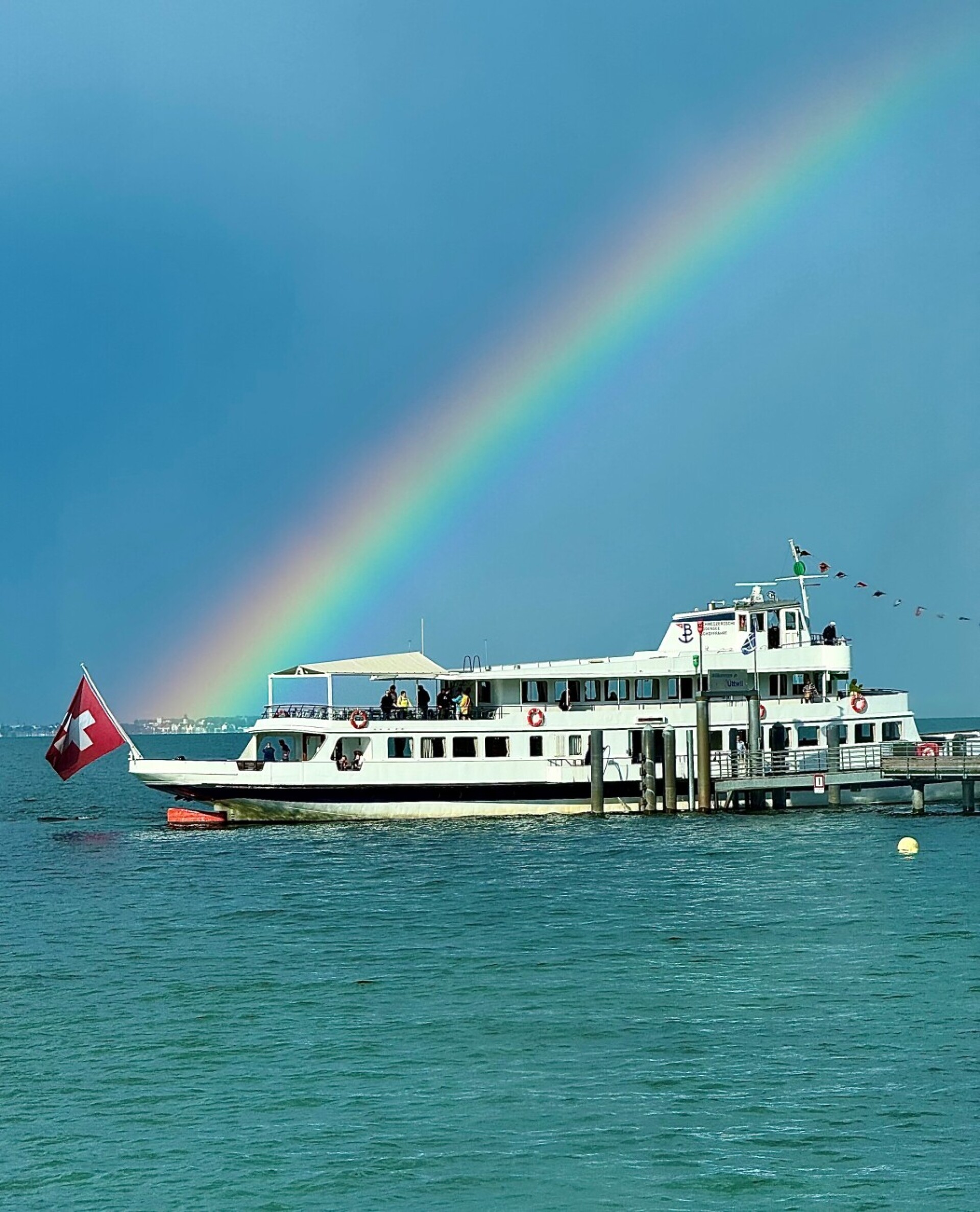 1.-August-Fahrt unterm Regenbogen - Das Bild wird blockiert. – Möglicherweise durch einen aktiven Adblocker.