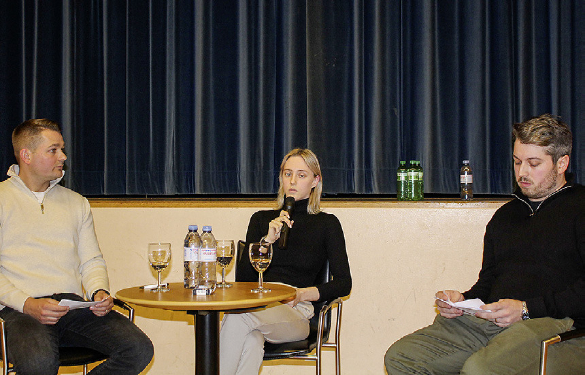 Öffentliches Podium zur Wahl eines Ersatzmitglieds im Gemeinderat Uttwil - Das Bild wird blockiert. – Möglicherweise durch einen aktiven Adblocker.