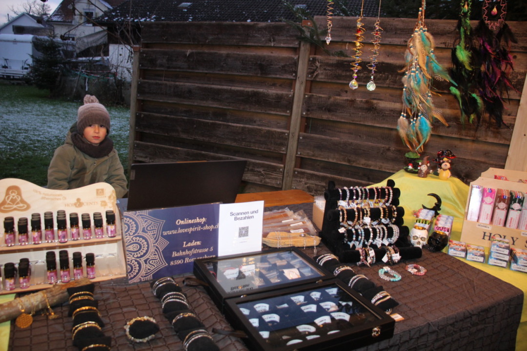 Glitzernder Schmuck Glitzernder Schmuck