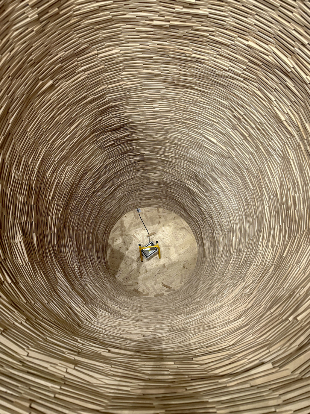 Blick in den Mega-Turm, 3,65 Meter hoch. Blick in den Mega-Turm, 3,65 Meter hoch.