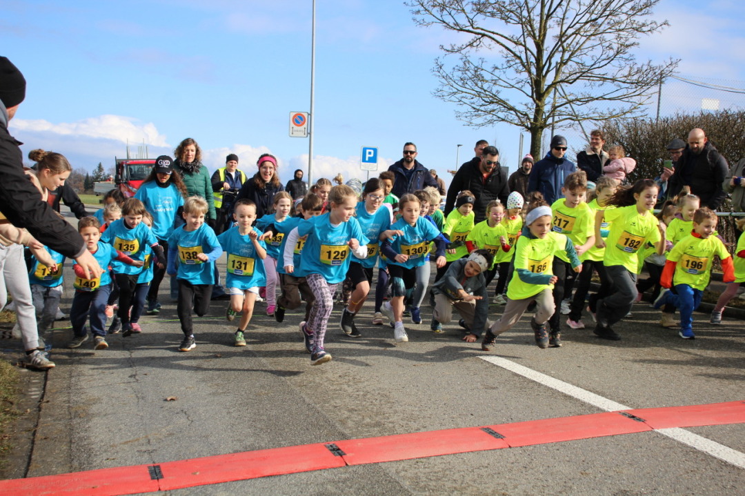 Achtung ... fertig ... los! Achtung ... fertig ... los!