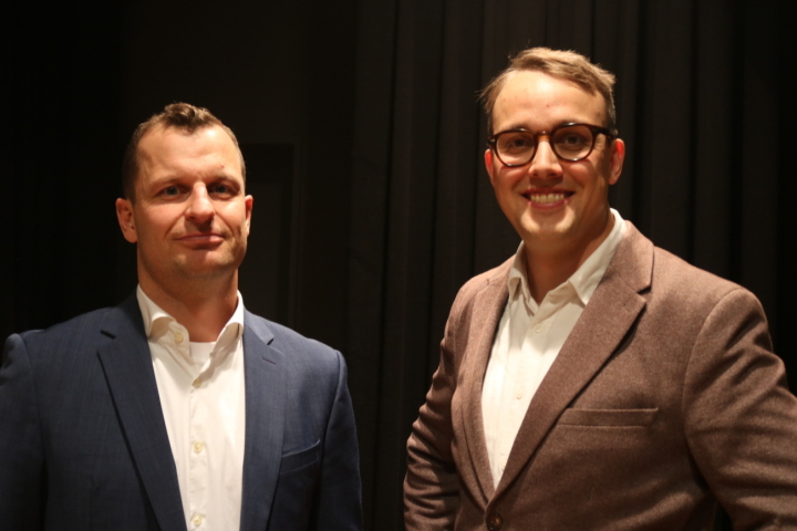 Ende November wird bekannt sein, wer im Stadtrat nachrücken wird (von links): Björn Stäheli und Raphael Rohner stellen sich zur Wahl. Foto: Markus Bösch Ende November wird bekannt sein, wer im Stadtrat nachrücken wird (von links): Björn Stäheli und Raphael Rohner stellen sich zur Wahl. Foto: Markus Bösch