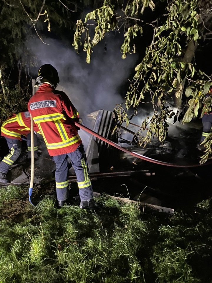 Der Unterstand wurde beim Brand zerstört. Foto: Kantonspolizei Thurgau