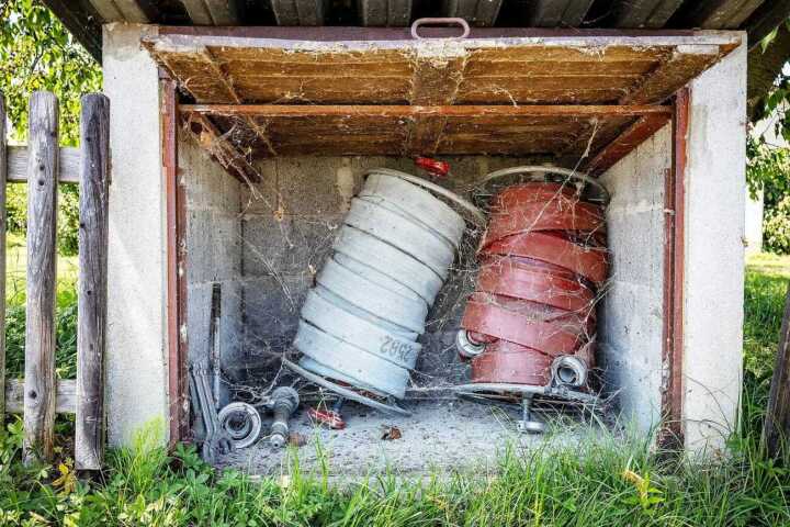 Längst ausser Gebrauch, Rückbau im Herbst: Alter Löschposten der Feuerwehr. Bilder: Feuerwehr Romanshorn / Raphael Rohner