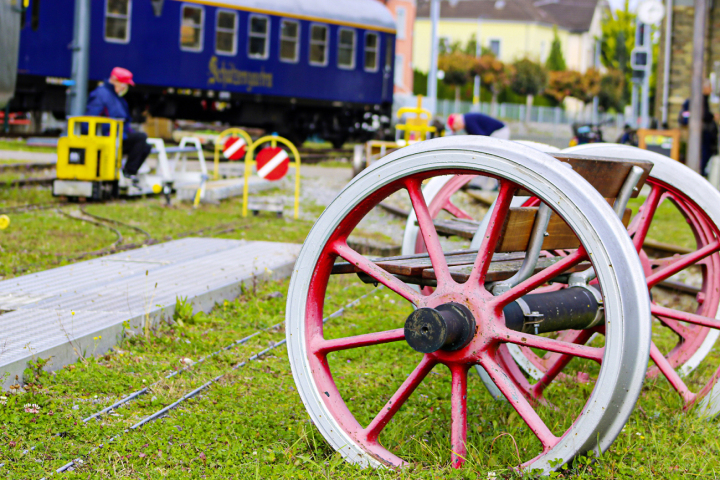 Die Eisenbahn-Erlebniswelt öffnet am 1. Mai mit ihren Attraktionen. Foto: Markus Bösch