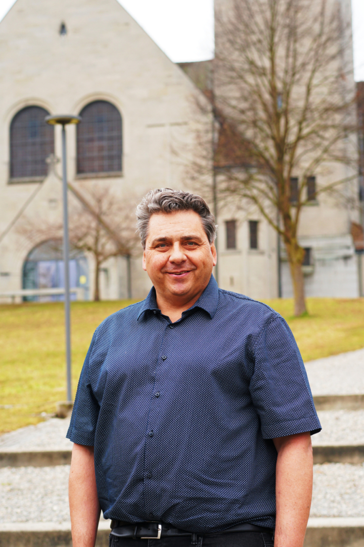 Die Evangelische Kirchgemeinde Romanshorn-Salmsach stellt Daniel Gerber als neuen Diakon ein. Foto: Evangelische Kirchgemeinde Romanshorn-Salmasch