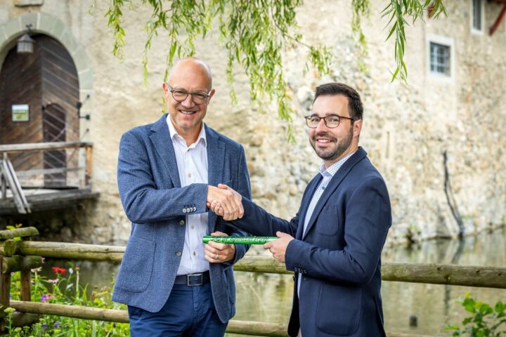 Der ehemalige Geschäftsleiter Rolf Müller (links) mit Nachfolger Adrian Braunwalder. Copyright: Thurgau Tourismus