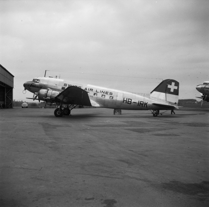 Swissair DC-3 HB-IRK (Quelle ETH-Bibliothek Zürich, Bildarchiv)