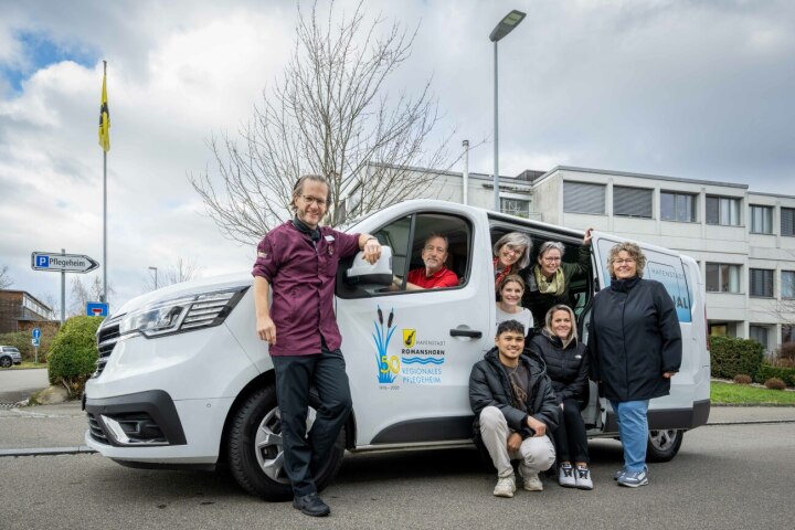 Der Rollstuhlbus in Fahrt. Foto: Reto Martin Der Rollstuhlbus in Fahrt. Foto: Reto Martin