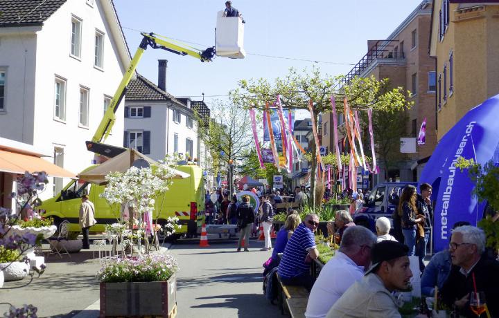 Ein herzlicher Dank gilt den zahlreichen Sponsoren, die den lebendigen und vielfältigen Romanshorner Lenz erst möglich machen. Foto: Martina Ströbele