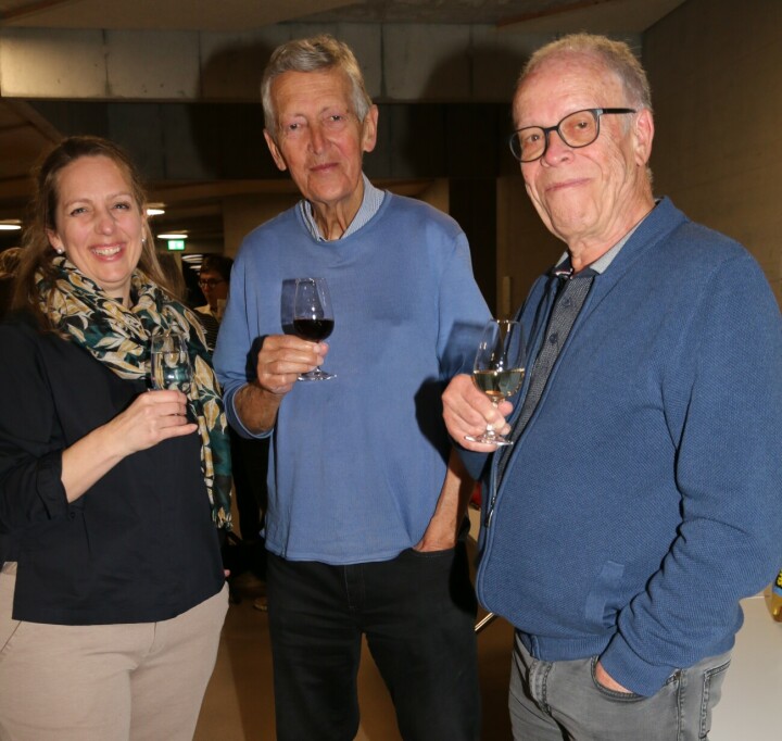 Die neue Präsidentin Jacqueline Marquart mit den zwei im Verein aufgenommenen Männern, Ruedi Meier (Mitte) und Roman Müller. Foto: Gemeinnütziger Verein