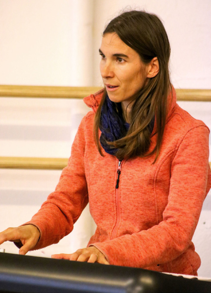 Lena Schönewald: Sie leitet in Romanshorn drei Kinder- und Jugendchöre – und ist OK-Chefin des 10. Kinder- und Jugendchorfestivals in Romanshorn. Fotos: Markus Bösch