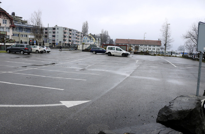 Die Hafenpromenade, wie sie sich zurzeit präsentiert. Fotos: Markus Bösch