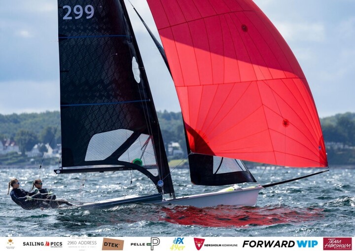 Segeln mit Liv und Malena. Foto: aus der Sammlung von Youth Teams Suisse