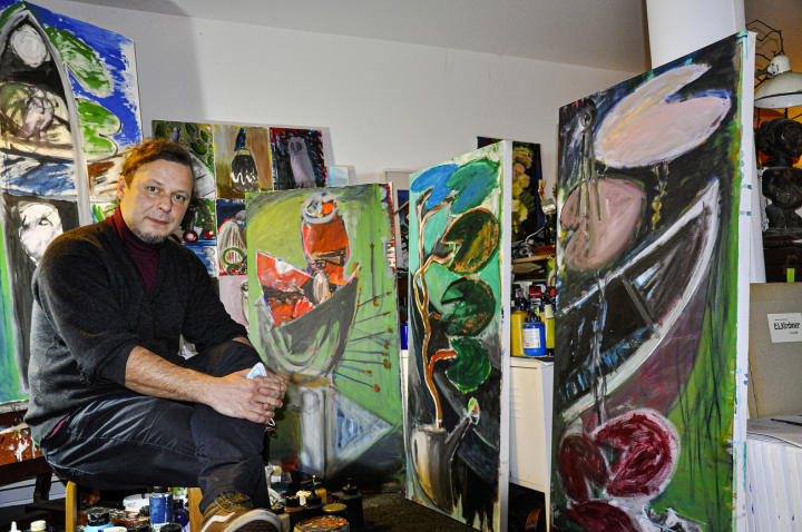 Der Künstler David Calmberg in seinem Atelier: Fotos: Andreas von Bergen