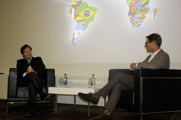 Podium mit Geopolitik im Fokus (v. l.): Christoph Frei und Stefan Jäger. Foto: Trudi Krieg Podium mit Geopolitik im Fokus (v. l.): Christoph Frei und Stefan Jäger. Foto: Trudi Krieg