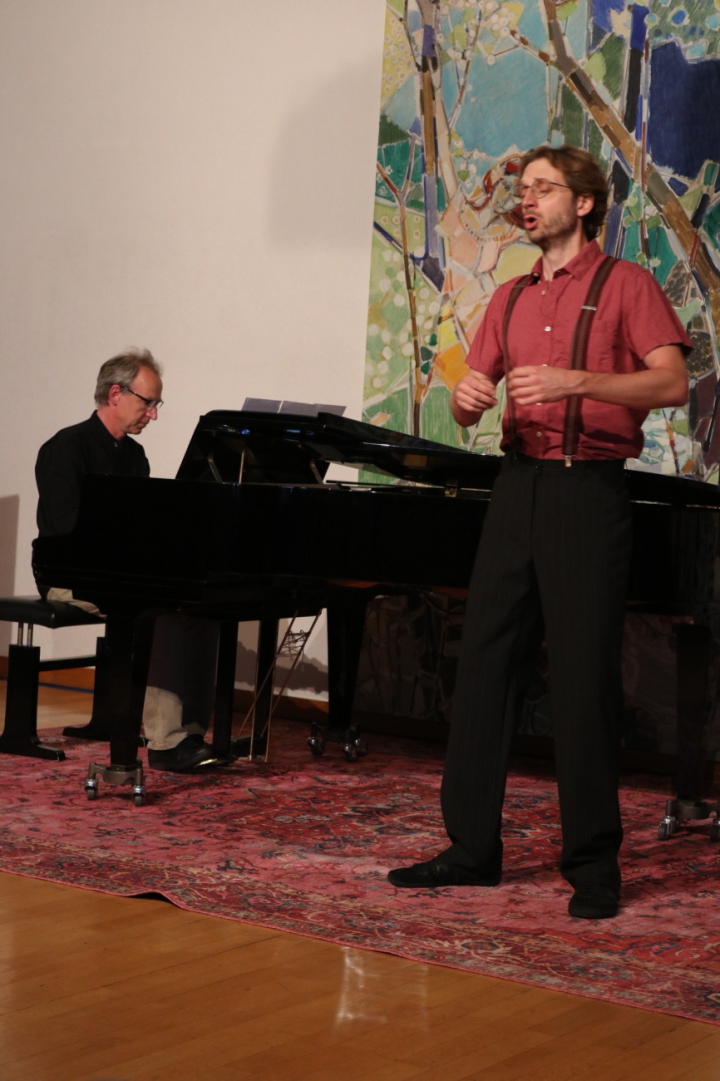 Zeitlose Liebeslieder: Michael Dolic (Gesang) und Christoph Müler (Klavier). Fotos: Markus Bösch