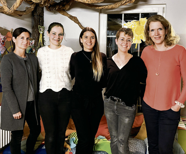 Von links: Chantal Strasser, Sabrina Schnell, Nina Schmid, Cindy Steiger, Anne Wimmer (es fehlt Tanja Romano). Foto: Spielgruppe Uttwil