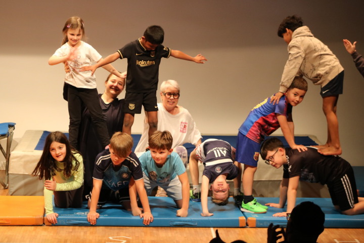 Stolz zeigen sie ihre Talente. Fotos: Markus Bösch