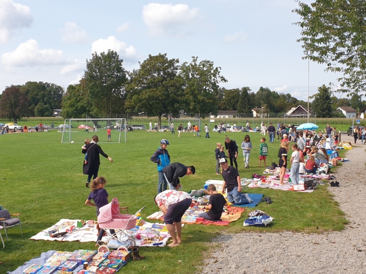 Kinderflohmarkt Salmsach 2023. Foto: Conny David