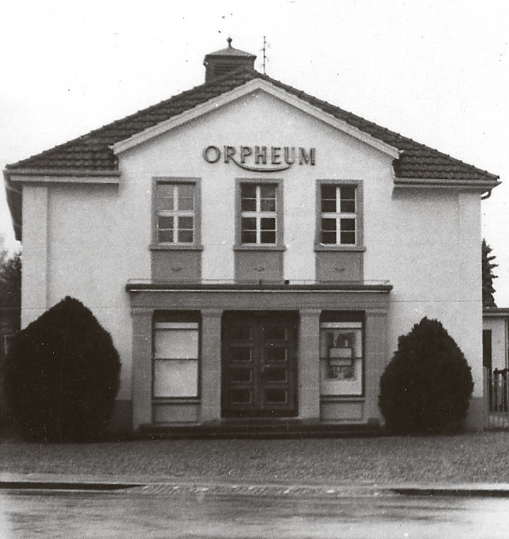 Vor 100 Jahren nahm an der Salmsacherstrasse das erste Kino in Romanshorn, das «Orpheum», seinen Betrieb auf.  Foto: Archiv Kino Roxy