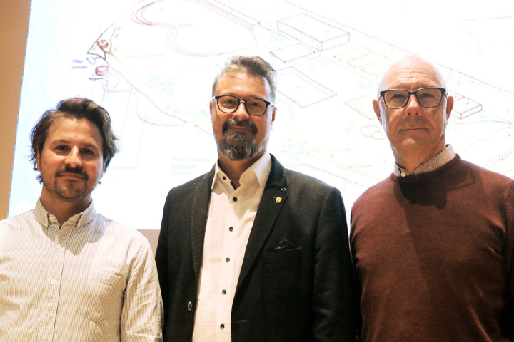 Gespräche und Planungen für ein allfälliges Wassersportzentrum gehen weiter (von links): Pascal Brotzer, Roger Martin, Peter Kaminski. Foto: Markus Bösch