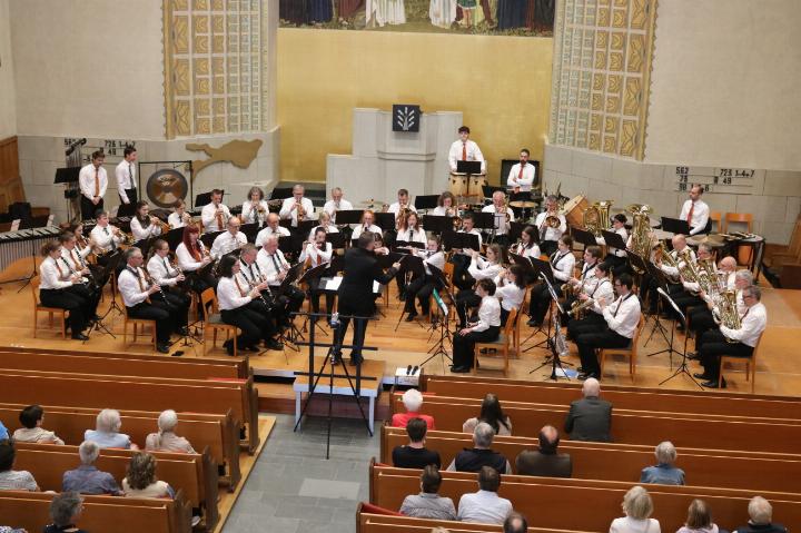 Die Spielgemeinschaft Amriswil-Romanshorn (Stadtharmonie und Musikverein). Fotos: Markus Bösch