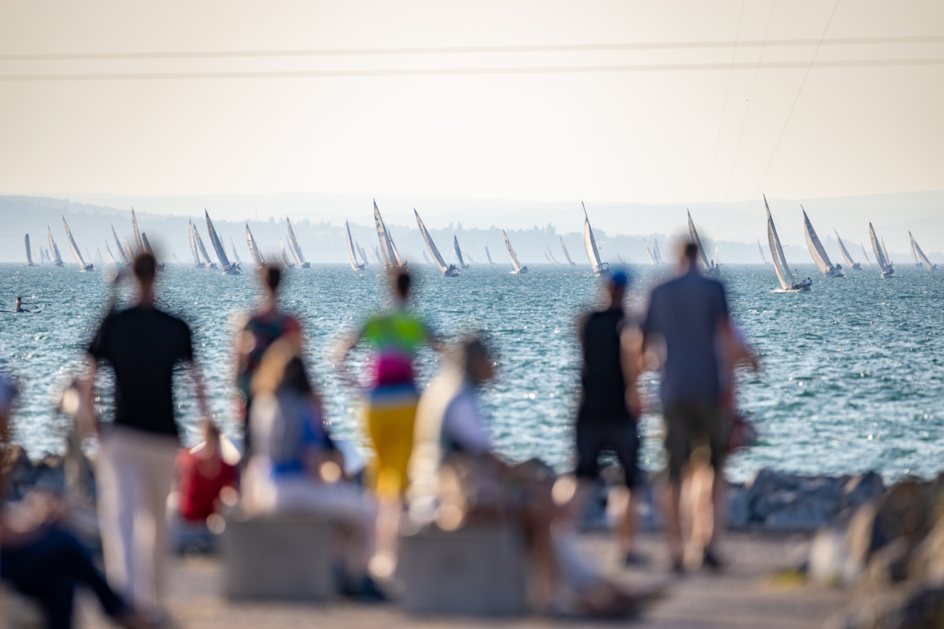 Yachtclub Romanshorn stellt Bojenwache mit Festbetrieb und DJs