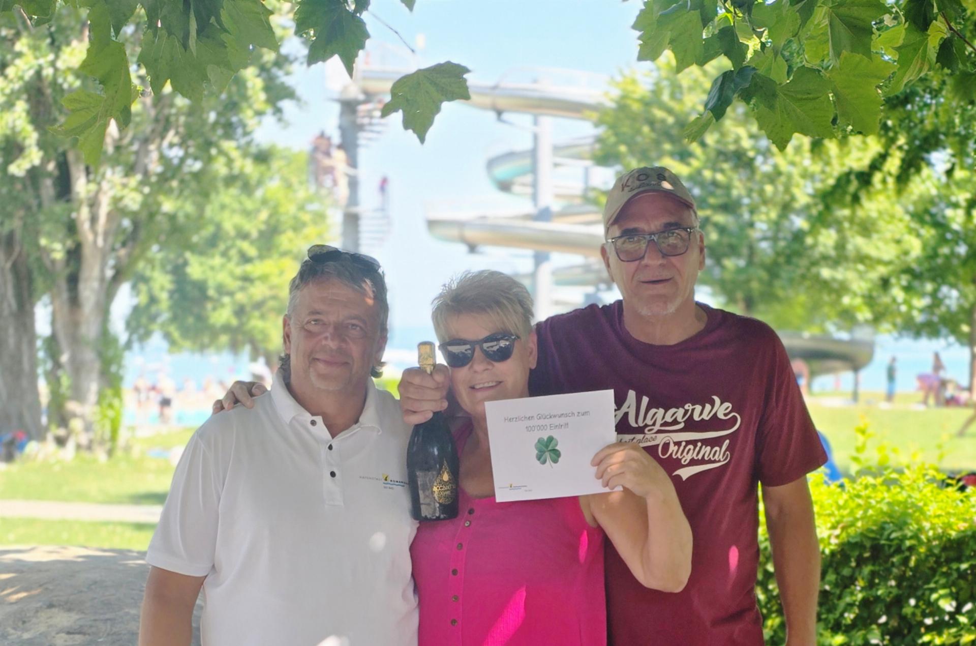 100