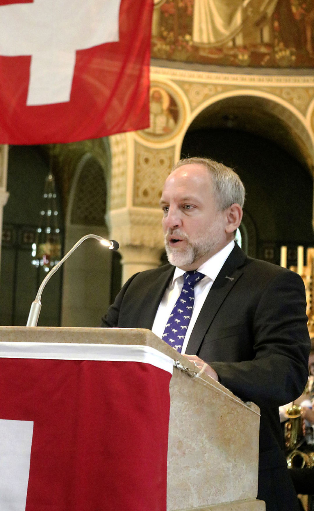 Für Simon Blümcke, Oberbürgermeister Friedrichshafen, gehören Romanshorn und Friedrichshafen in manchen Belangen heute schon zusammen. Für Simon Blümcke, Oberbürgermeister Friedrichshafen, gehören Romanshorn und Friedrichshafen in manchen Belangen heute schon zusammen.