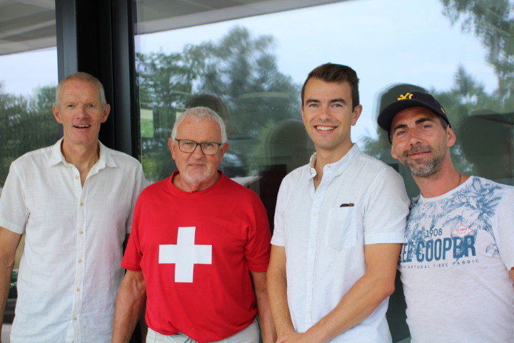Die Gemeinderäte und Grillmaster Stefan Tinz, Walter Schumacher, Matthias Füchslin und Patrizio De Rosa (v. l.). Fotos: Trudi Krieg