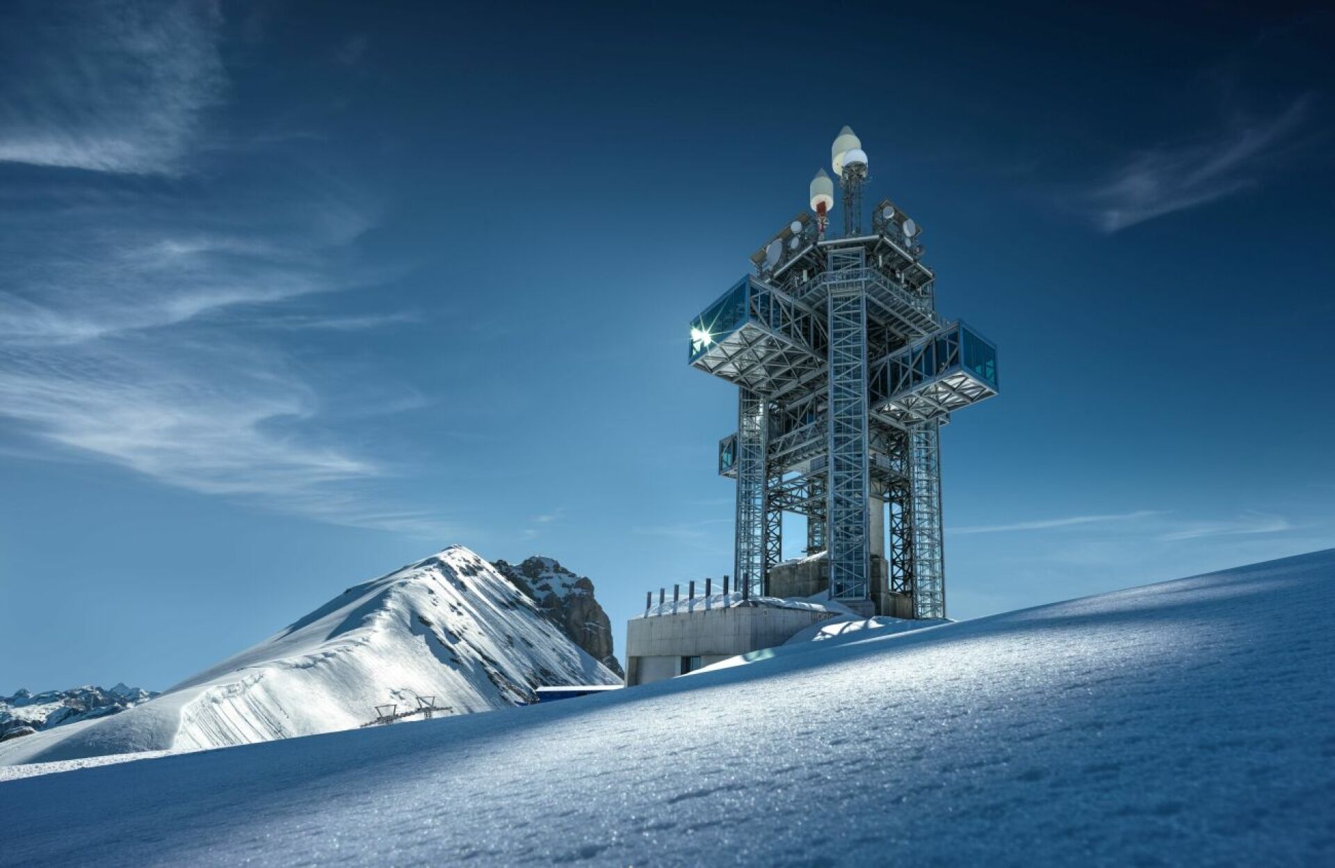 Zaun am Fuss des Titlis-Towers
