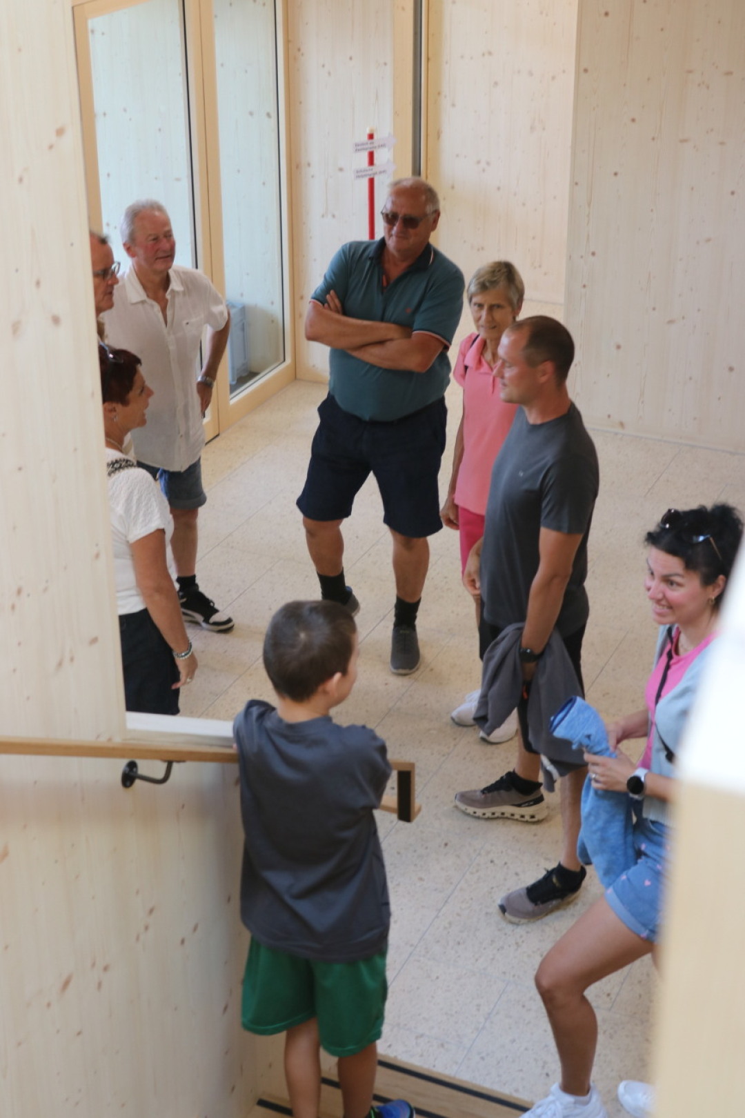 Und so sieht es aus, das Schulhaus: ein Blick ins Innere. Und so sieht es aus, das Schulhaus: ein Blick ins Innere.