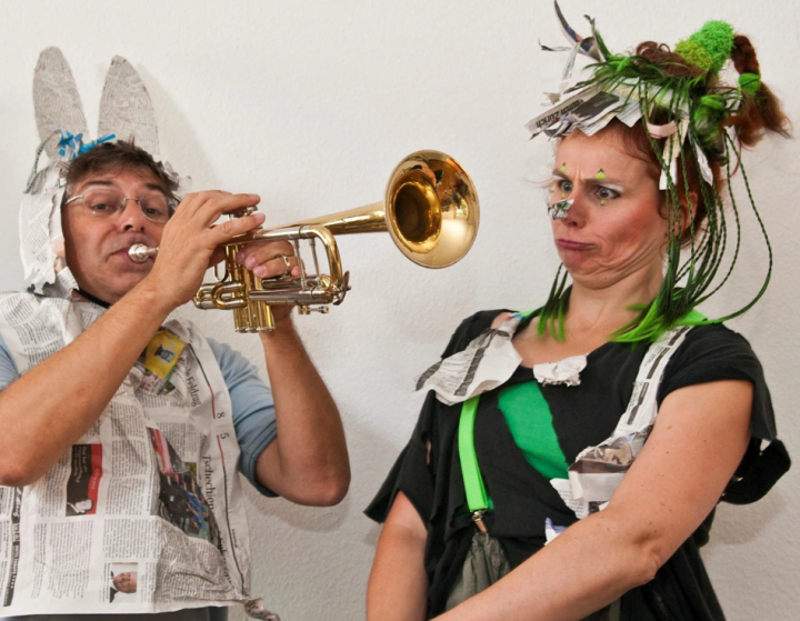 Musikalischer Erzählanlass mit Waldemar und «Pipifax». Foto: zVg. Musikalischer Erzählanlass mit Waldemar und «Pipifax». Foto: zVg.