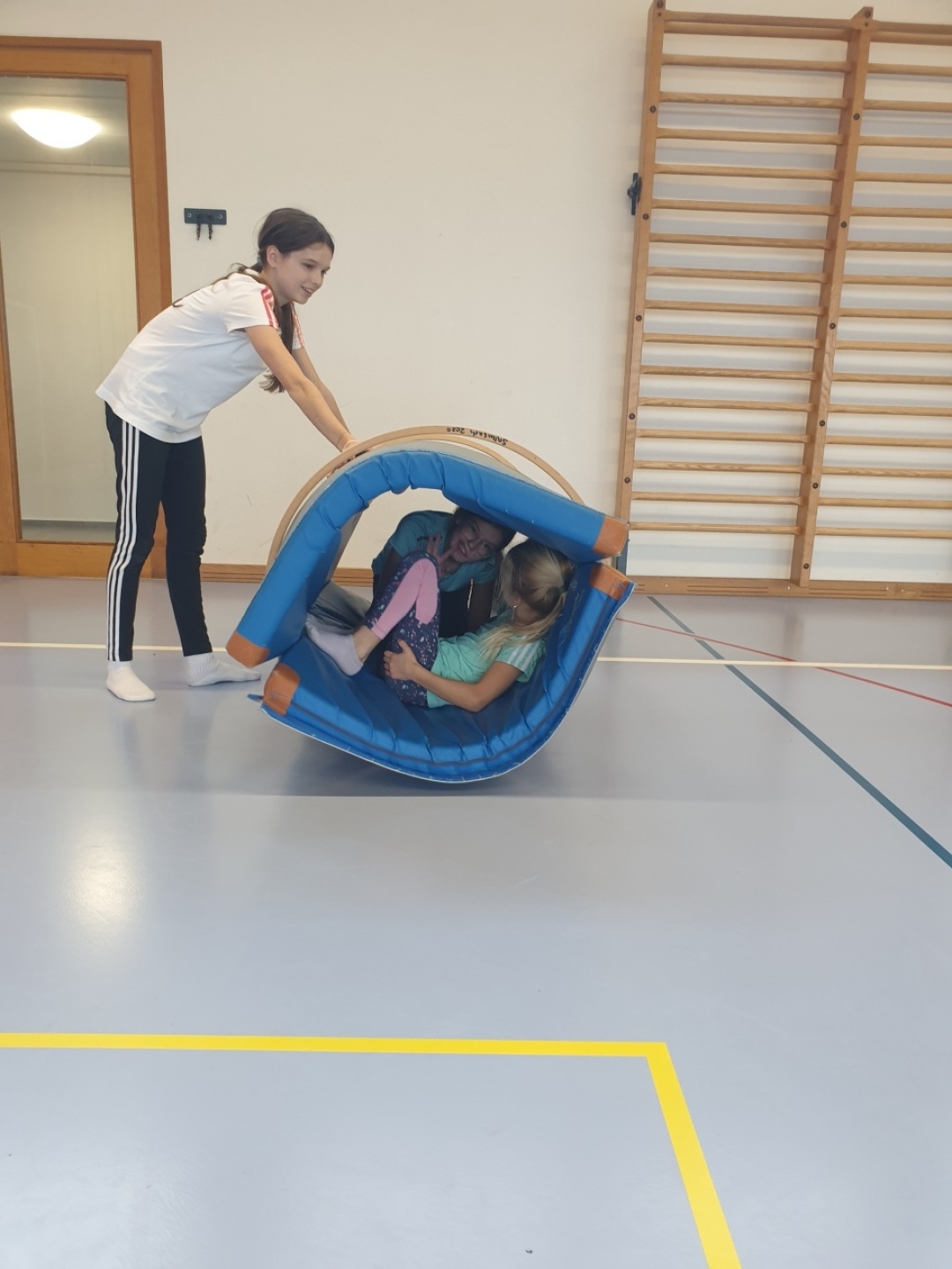 Offene Turnhalle in Salmsach